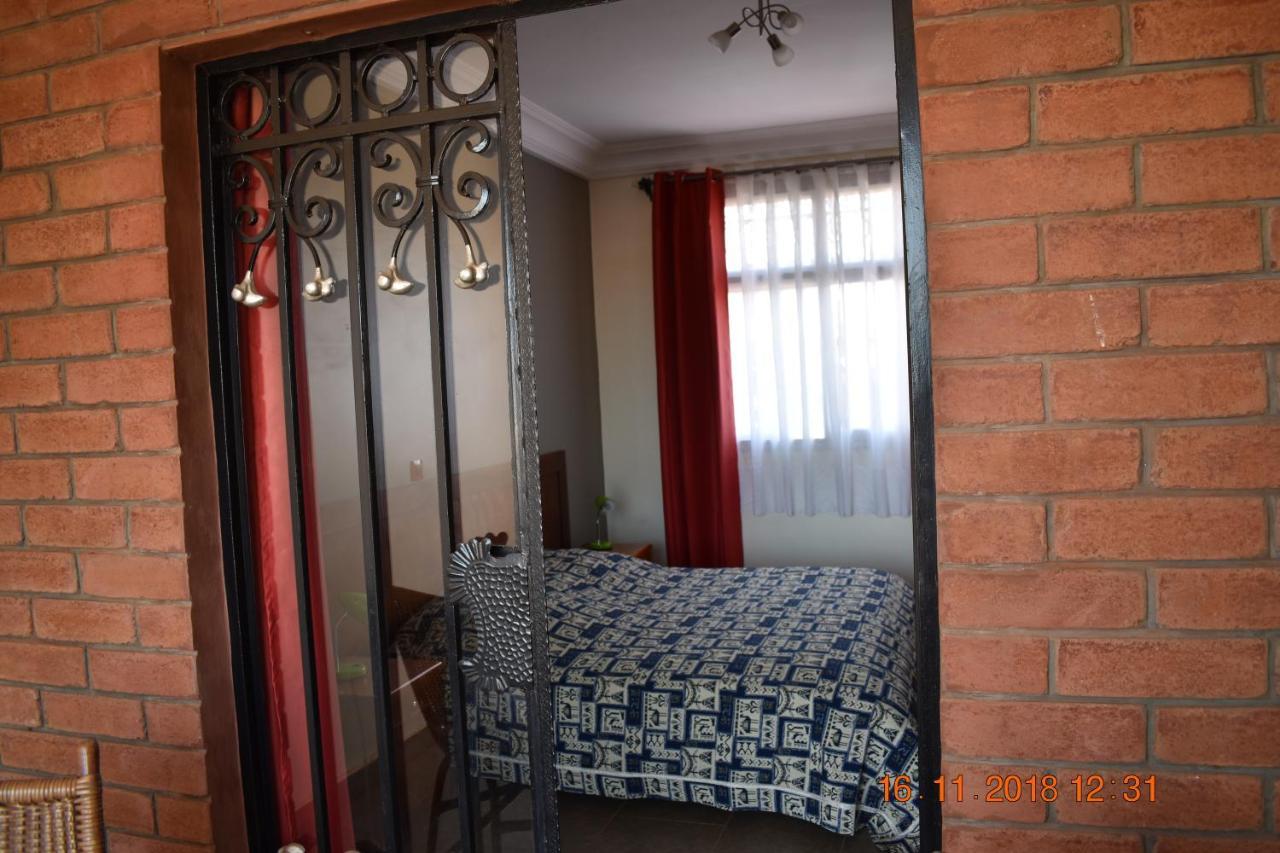 Residence Vicyma 2 P Tout Confort Bafoussam Centre Экстерьер фото