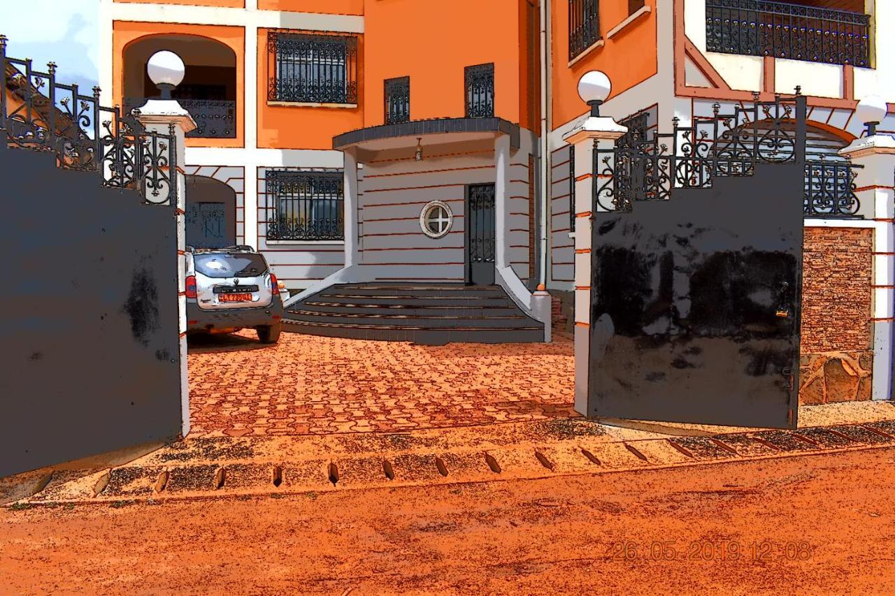 Residence Vicyma 2 P Tout Confort Bafoussam Centre Экстерьер фото
